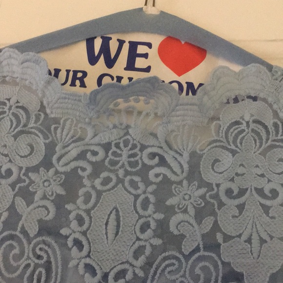 Beautiful blue lace dress - Picture 4 of 4